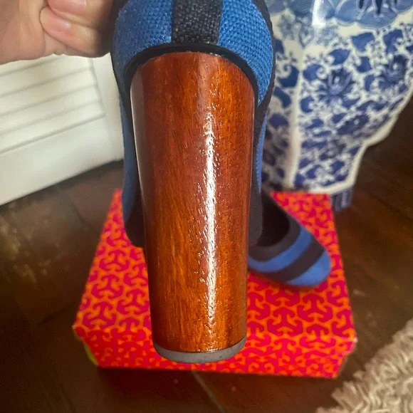 Tory Burch Joelle High Heel Pump SIZE 6.5 - Picture 10 of 13